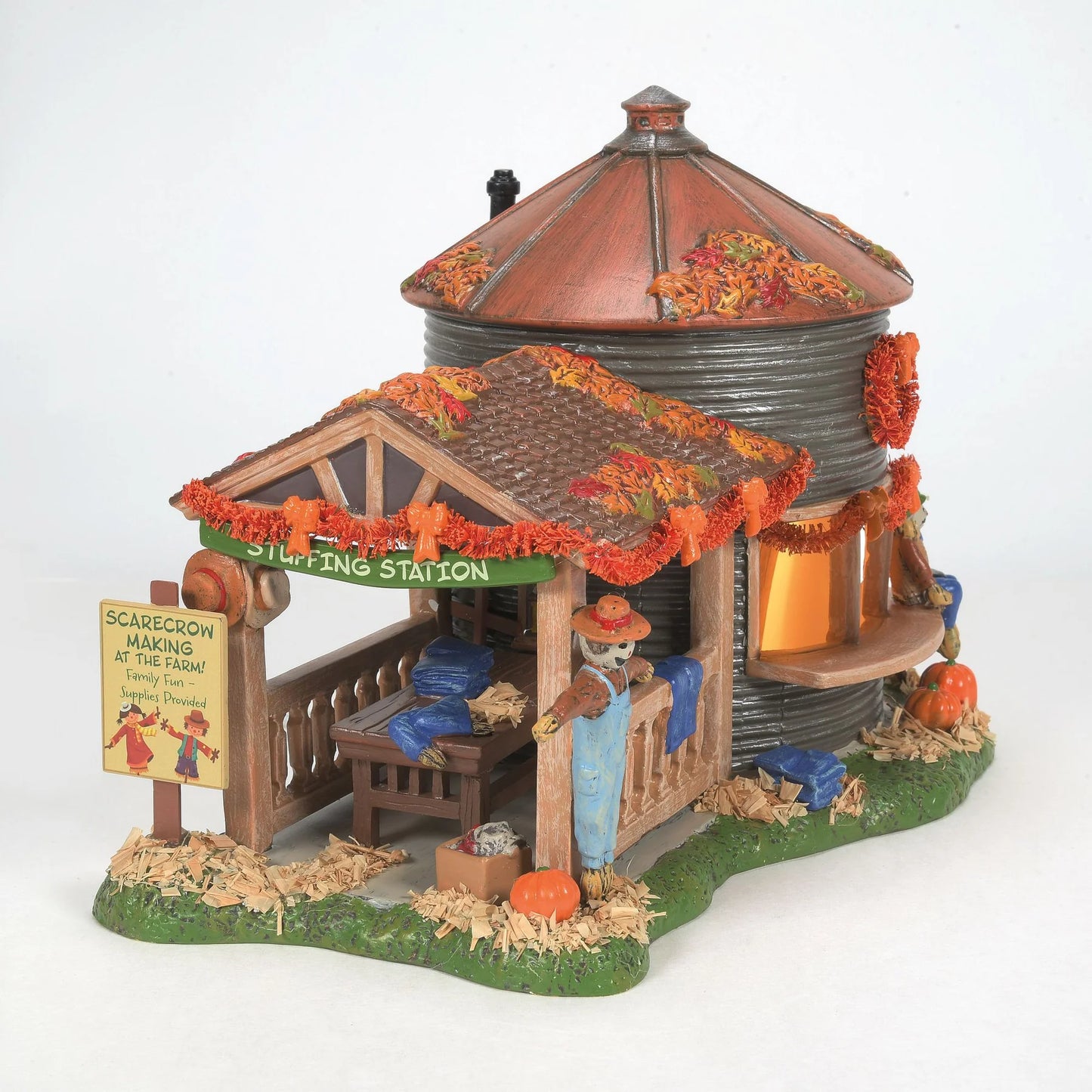 D-56 Halloween Collectible: Make & Take Scarecrow Shack