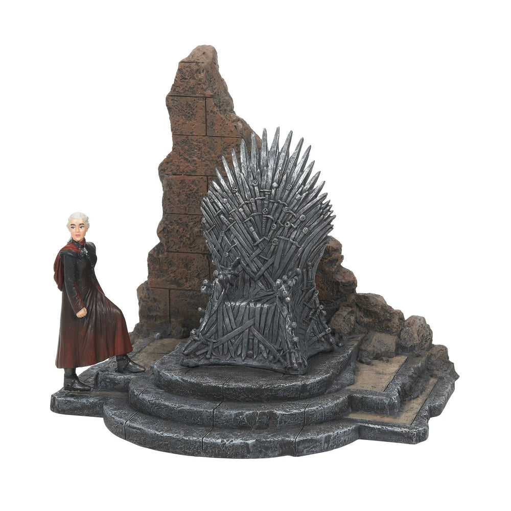 
                  
                    D-56 Collectible: Game of Thrones Daenerys Targaryen
                  
                