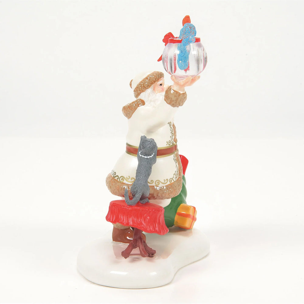 
                  
                    D-56 Collectible: SV Santa Comes To Town 2025
                  
                