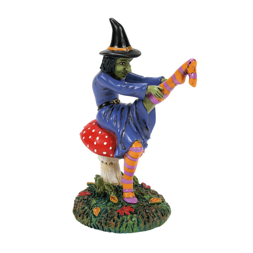 D-56 Halloween Collectible: Darn Good Darn