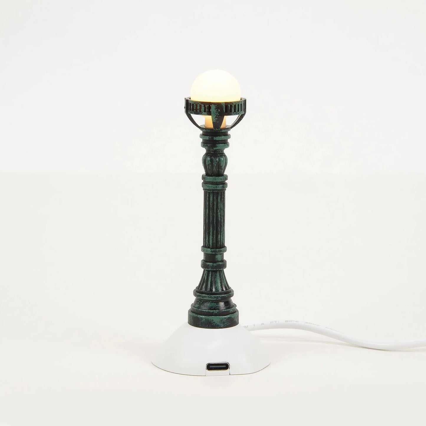 
                  
                    D-56 Village Accessory: Lamp Post Copper
                  
                
