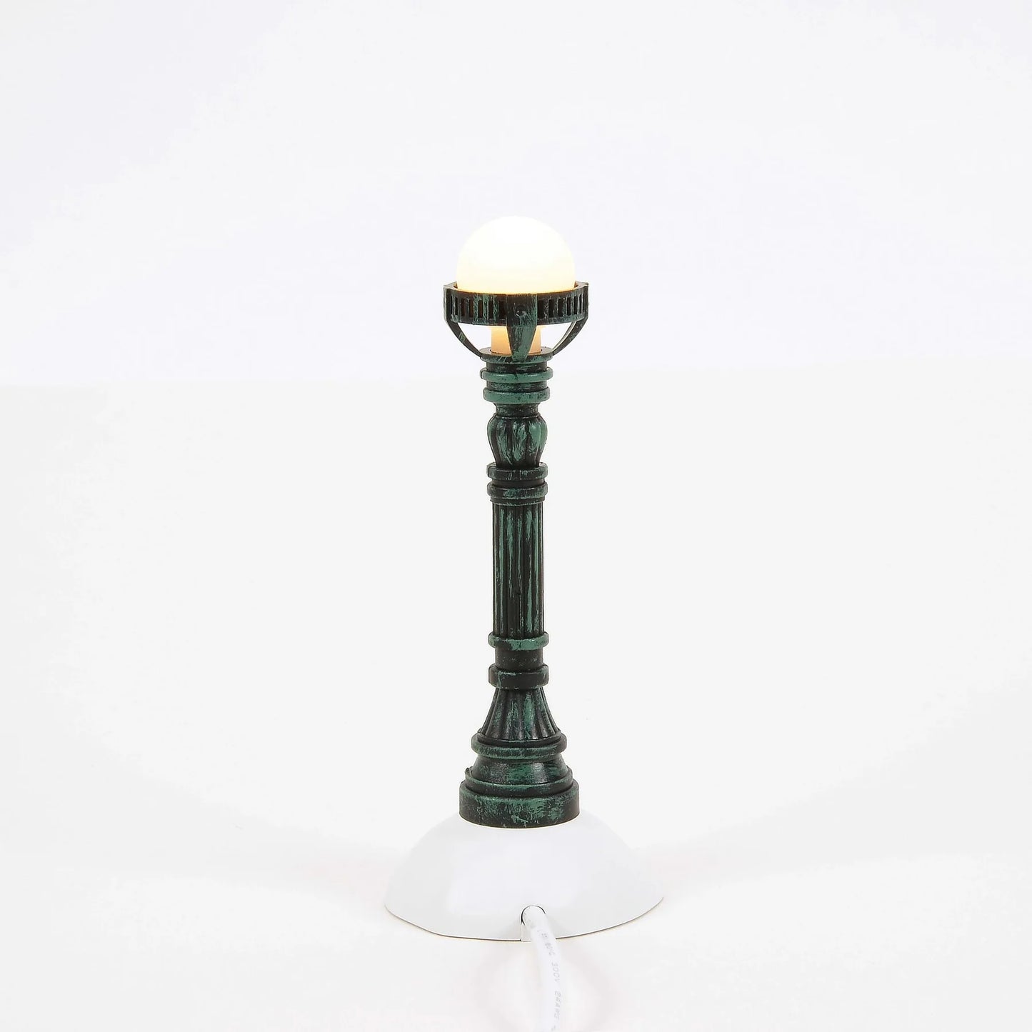 
                  
                    D-56 Village Accessory: Lamp Post Copper
                  
                