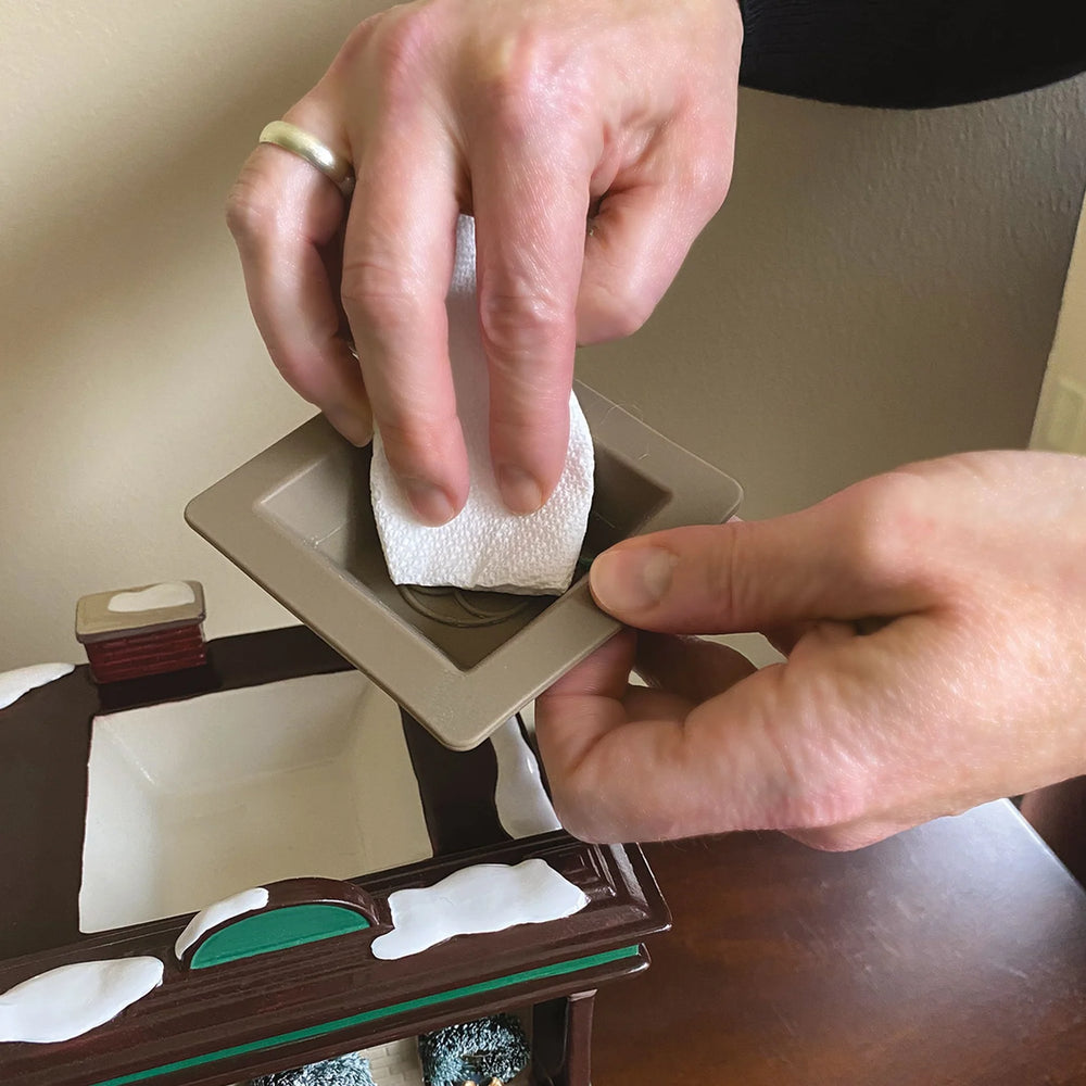 
                  
                    D-56 Collectible: SV Frazier's Fresh & Festive
                  
                